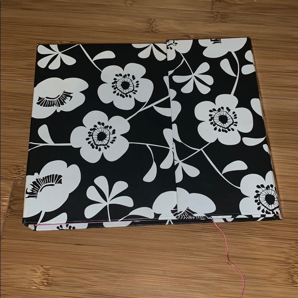 Brand new weekly organizer